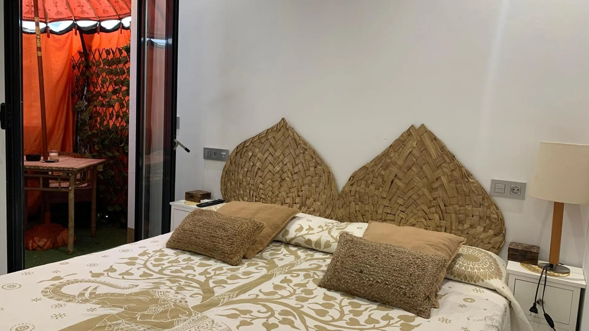 Apartamento NEPTUNO con piscina a 50 mt de la playa El El Morche